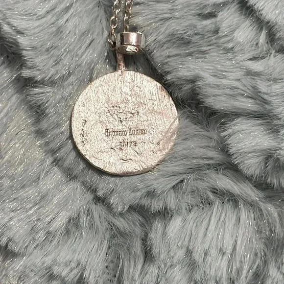 Silver Vintage Necklace Engraved - “WHY FIT IN WHEN YOU WERE BORN TO STAND OUT” - Picture 7 of 9